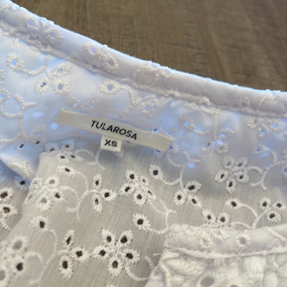 Tularosa Women's White Crop-top - Picture 2 of 4